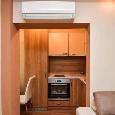 Apartment двустаен в центъра Warna